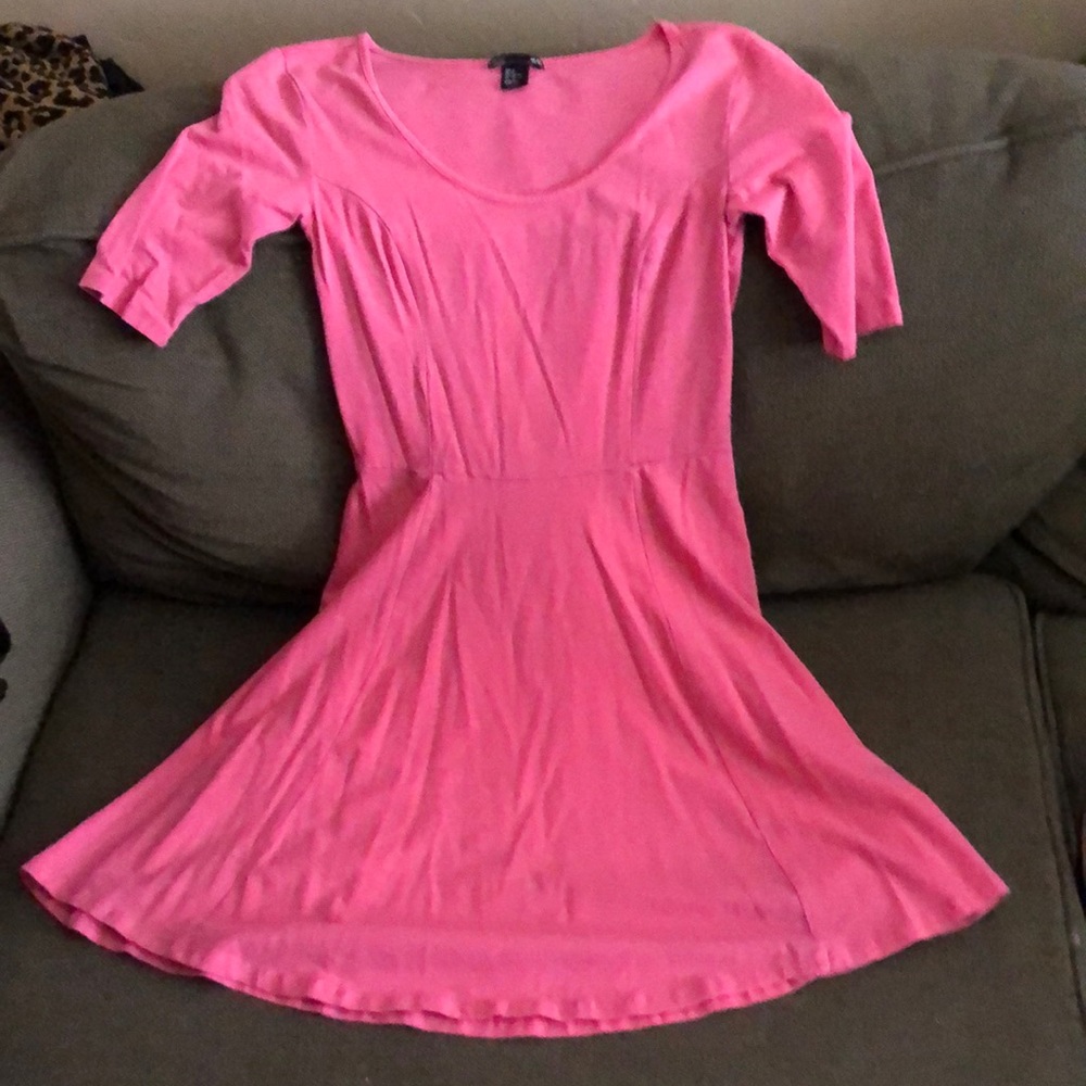 H&M’s light pink scoop neck dress